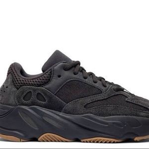 Yeezy Boost 700 ‘Utility Black’ 
Size US 5M (6W)